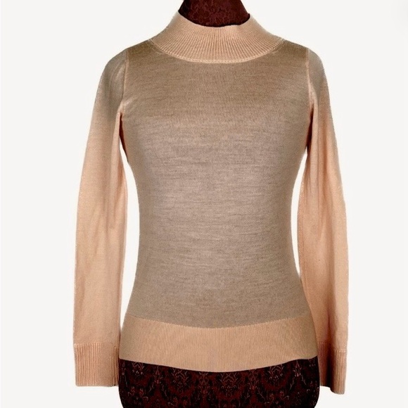 Club Monaco Sweaters - XS Club Monaco Lightweight Tight-knit 100% Merino Wool Fitted sweater